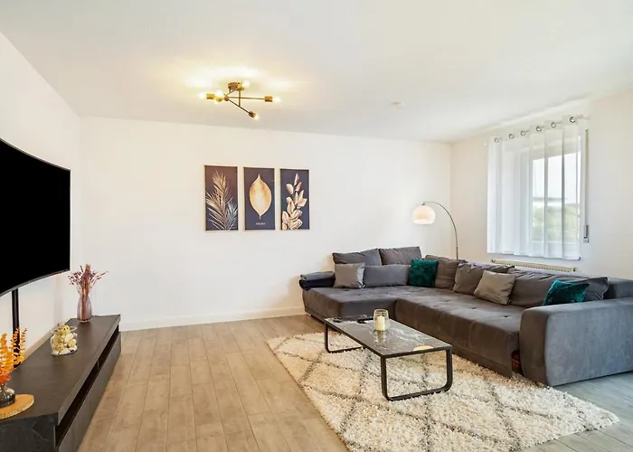 Tulips Apartment